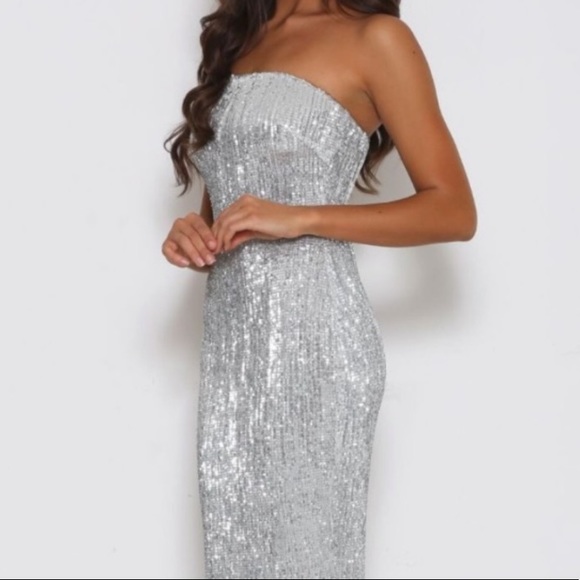 Abbys by Abby Hilton Dress - Picture 4 of 8